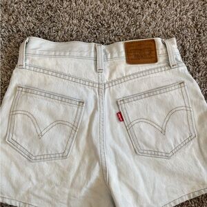 Levi's Jean Shorts Classic Denim Style